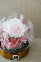 將圖片載入圖庫檢視器 浪漫玫瑰祈願羽球│Preserved Rose With Glass Dome