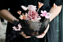 將圖片載入圖庫檢視器 粉墨登場│Pink & Black Centerpiece