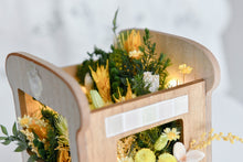 將圖片載入圖庫檢視器 春天裡的可可菠蘿吐司號│COCOBOLO Flower & Toast Wagon