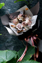 將圖片載入圖庫檢視器 摩卡慕斯恆星花束 | Mocha Mousse Preserved Flower Bouquet