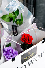 將圖片載入圖庫檢視器 唯一 ‧ 波卡點恆星玫瑰花 │ Preserved Rose With Polka Dot Paper Wrapping