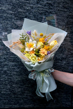將圖片載入圖庫檢視器 明媚知夏花束｜Radiant Summer Preserved Flowers Bouquet
