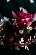 將圖片載入圖庫檢視器 非凡洋紅玫瑰玻璃罩│Preserved Flowers Dome With the Color of Viva Magenta
